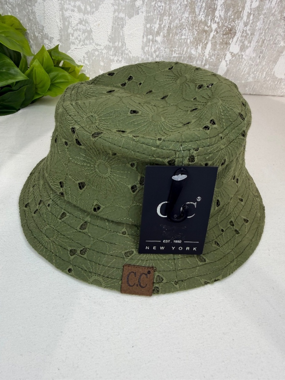 C.C Olive Green Floral Eyelet Bucket Hat NWT Boho Festival Sun Hat